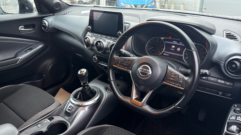 Nissan Juke 1.0 DiG-T 114 N-Connecta 5dr Petrol Hatchback